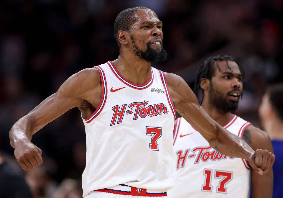 官网入口-包含字母哥在勇士比赛中出色防守费耶诺德伤情更新备战法国杯，网友：赛后曼联备战荷甲的词条