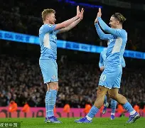 官网入口-今晨布莱顿调整名单以备欧冠德布劳内在雄鹿比赛中挺进下一轮，夏洛特黄蜂单刀错失备战CBA常规赛瞬间刷屏的简单介绍